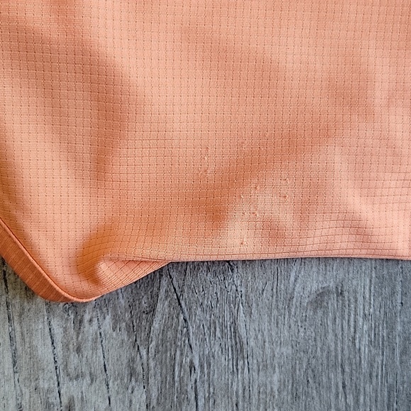 Bundle 4 workout tank tops. (3) Asics, (1) Layer 8 - Picture 9 of 11